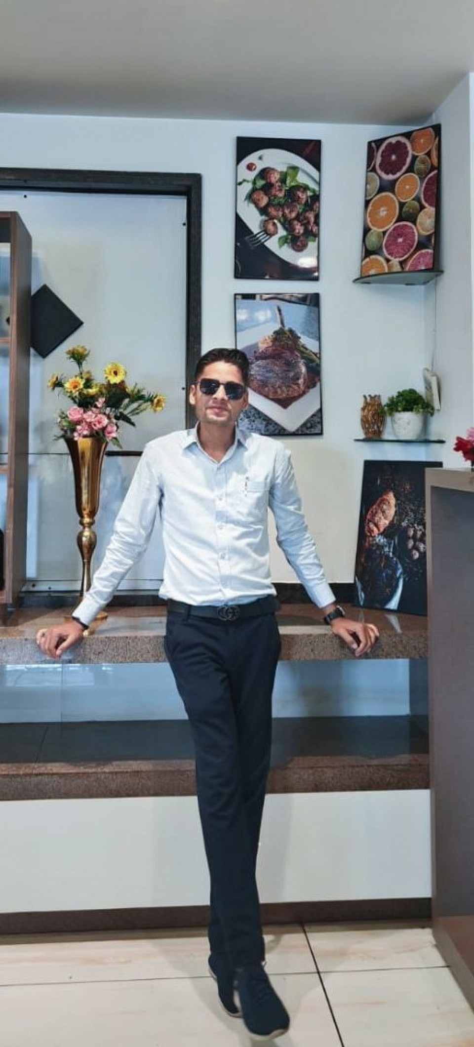 Author Avnish Ahirwa